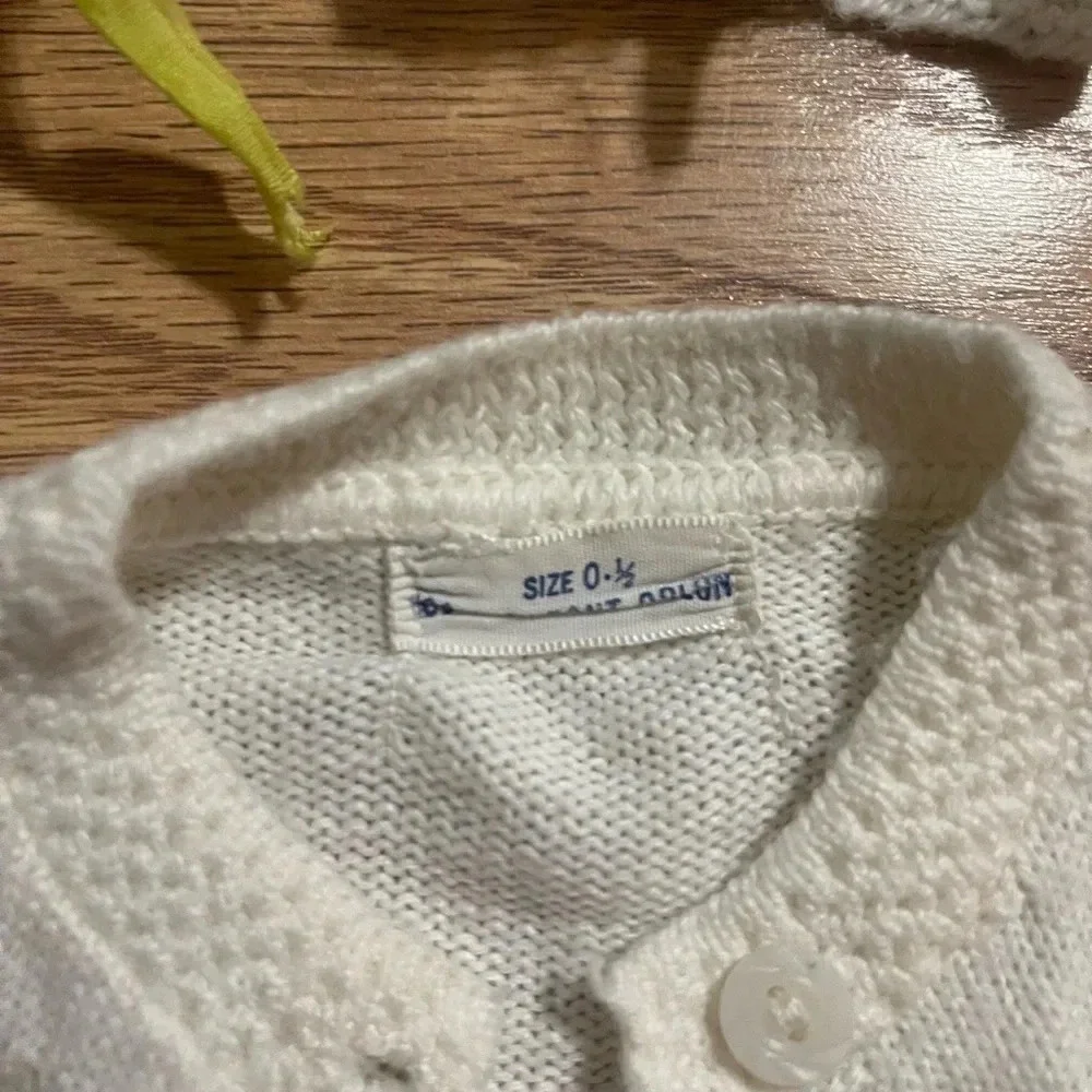 Vintage 60s / 70s Baby Sweater & Hat 0-6 Months